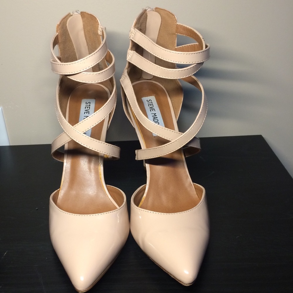 ❗️PRICE DROP❗️Steve Madden Nude Heels